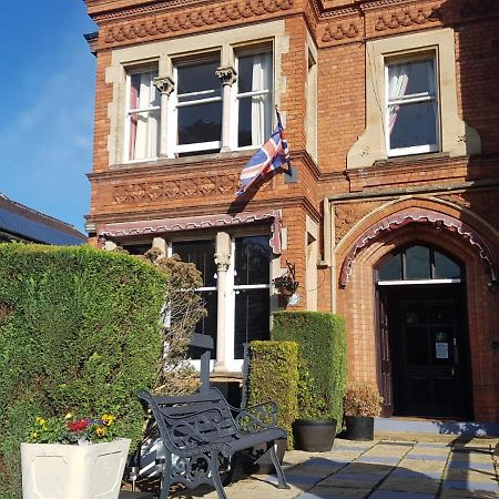 The Lismore Hotel Banbury Exterior photo