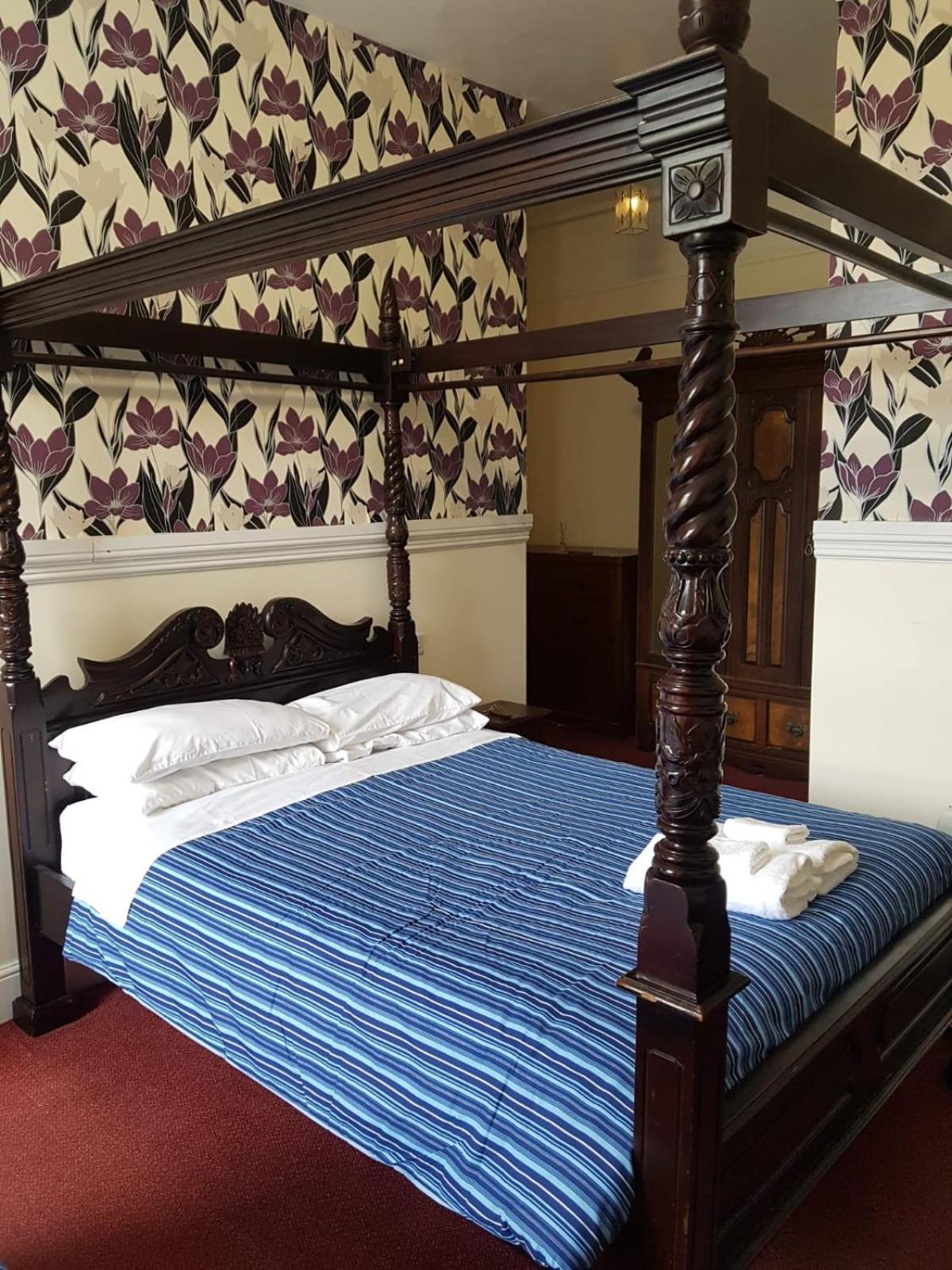 The Lismore Hotel Banbury Room photo