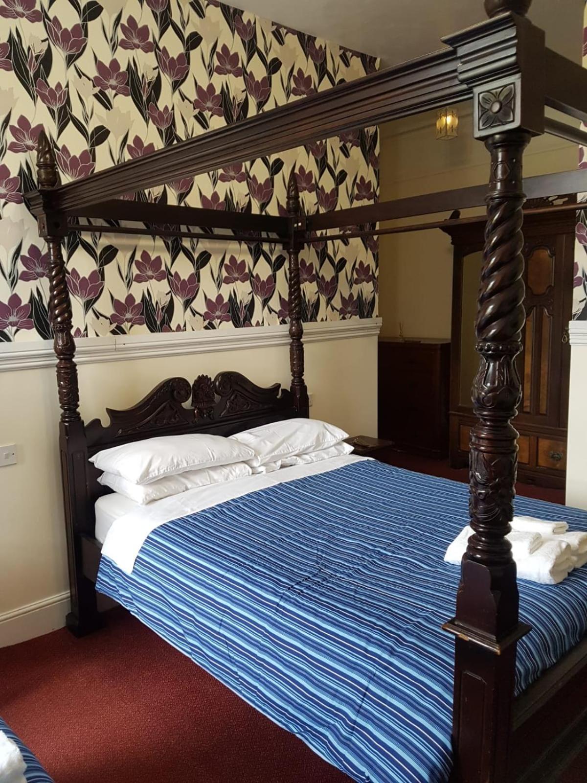 The Lismore Hotel Banbury Room photo