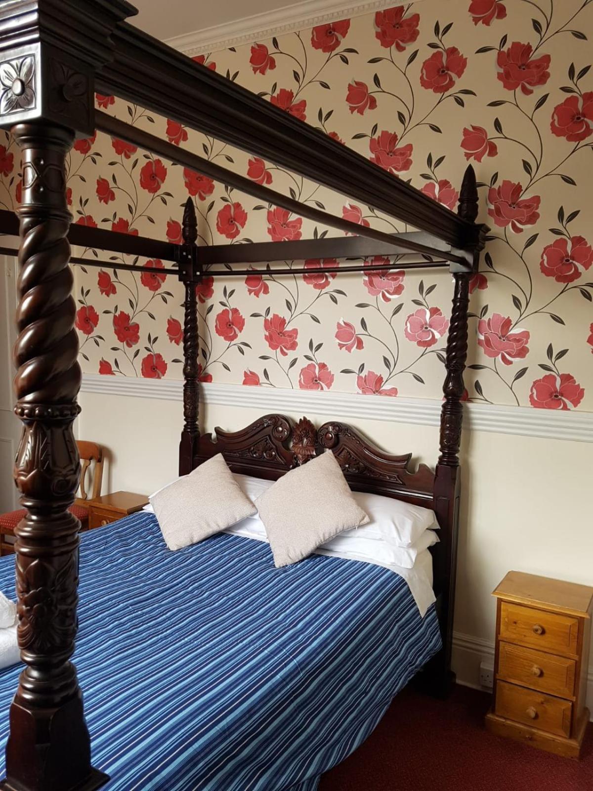 The Lismore Hotel Banbury Room photo